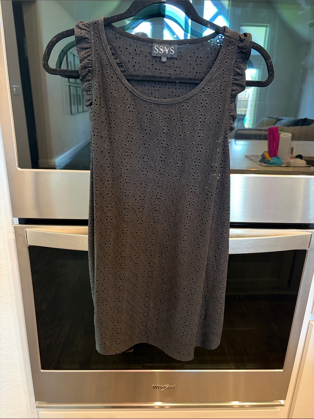 SSYS Eyelet Ruffle-Shoulder Tank Top in Black